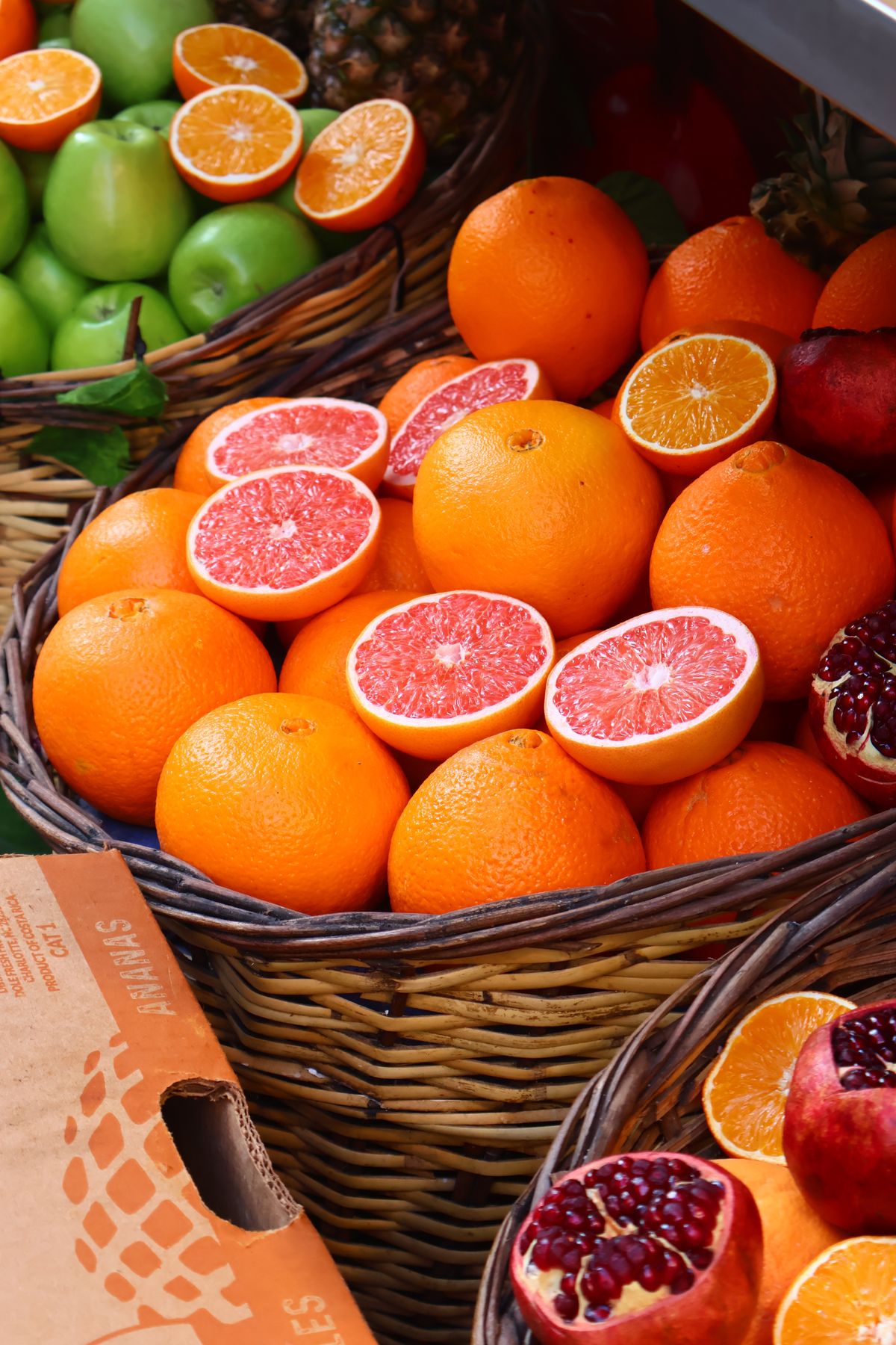 Citrus & Pomegranate Box