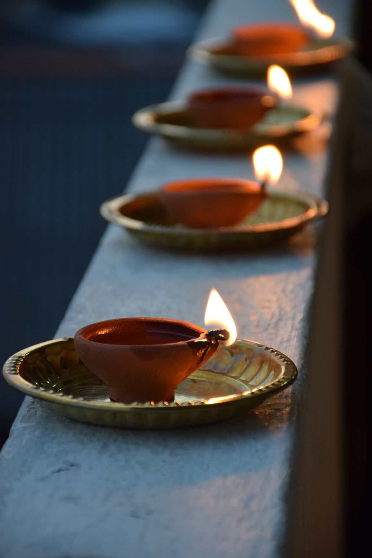 Brass & Clay Diya Gift Set (6 pieces)