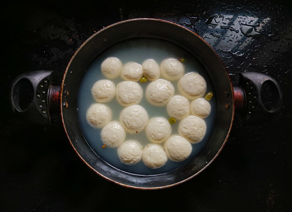 Bengali Rasgulla (Tin)